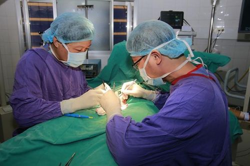 Những tai nạn 'cậu nhỏ' khó đỡ nhất trong thời gian vừa qua