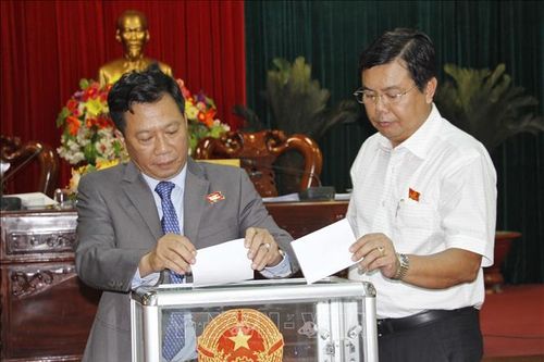 HĐND tỉnh Cà Mau xem xét, thông qua 26 báo cáo và 16 nghị quyết