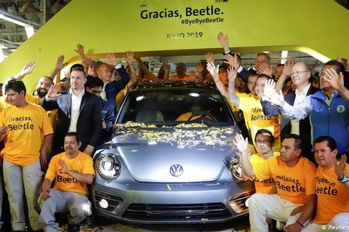 Volkswagen tổ chức 'tiệc chia tay' cho chiếc xe hơi Beetle cuối cùng