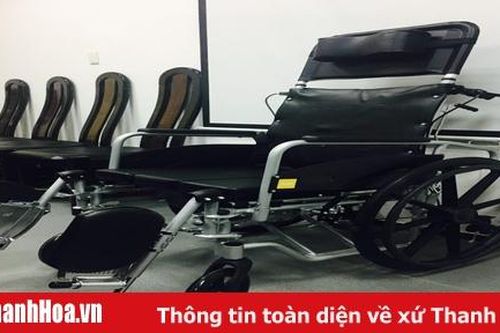 Tiếp nhận 520 xe lăn cho người khuyết tật