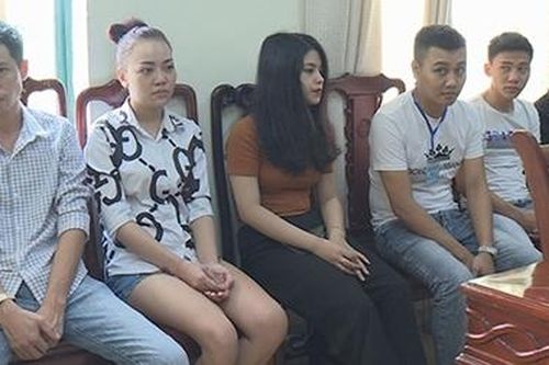 Dùng ma túy 'ăn mừng' đám cưới giả