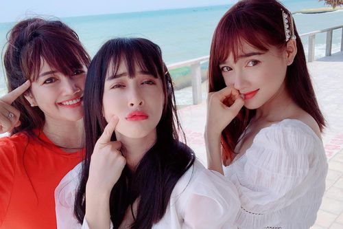 Nhã Phương và chị em gái đi nghỉ dưỡng cùng gia đình
