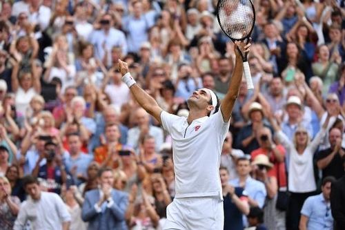 Thắng kịch tính Nadal, Federer hẹn Djokovic ở chung kết Wimbledon 2019