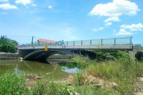 Thừa Thiên - Huế: Cầu 32 tỷ đồng xây xong chỉ để... ngắm