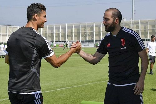 Ronaldo tái xuất, đại náo trung tâm y tế Juventus