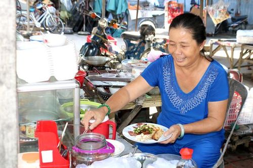 Người cao tuổi huyện Cao Lãnh tương trợ nhau ổn định cuộc sống