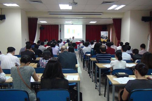 Lan man chuyện học…