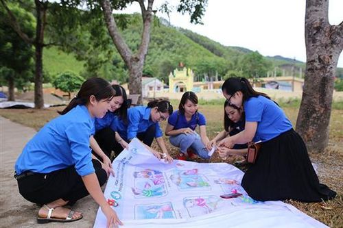 Mùa hè của sự cống hiến và sẻ chia