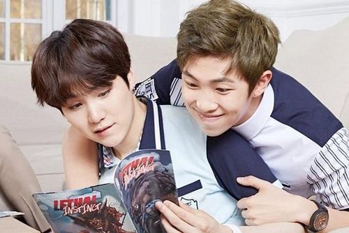 Từng thóa mạ BTS không ngượng miệng, nghệ sĩ này giờ phải đi xin lỗi tứ phương