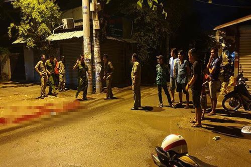 Đâm chém như phim ở Sài Gòn, 1 người tử vong