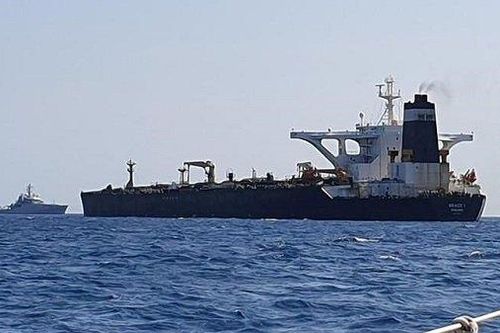 Gibraltar thả tự do cho thành viên thủy thủ đoàn Grace I nhưng tiếp tục giữ tàu