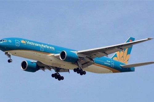Máy bay Vietnam Airlines bị sét đánh trúng khi đang hạ cánh: Liệu có nguy hiểm?