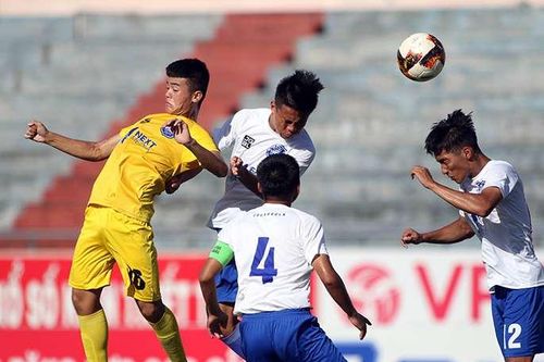 Bức tranh màu sáng từ bóng đá trẻ