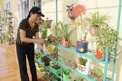 Phụ nữ Kim Sơn: Gắn học và làm theo Bác với thực hiện các phong trào thi đua