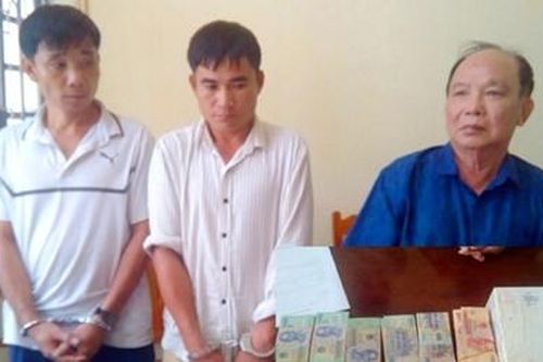 Giả khách du lịch để đi 'buôn' ma túy