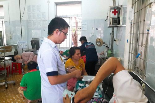 Liên tiếp hàng trăm người nghi ngộ độc sau tiệc cưới: Chi cục Vệ sinh ATTP Đắk Lắk lên tiếng