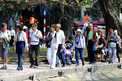 6 tháng đầu năm, khách du lịch đến Hà Nội đạt 14,39 triệu lượt khách