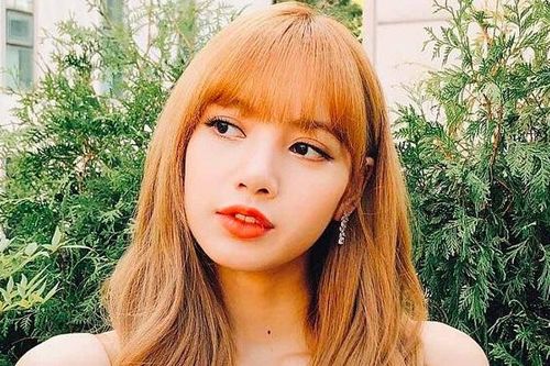 Lisa Blackpink gây sốt mạng xã hội khi nhuộm lại tóc đen