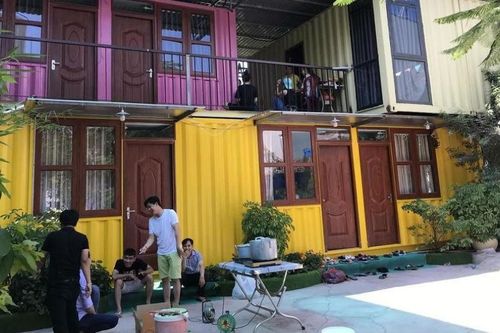 Thấy gì từ việc người trẻ làm giàu bằng homestay giá rẻ?