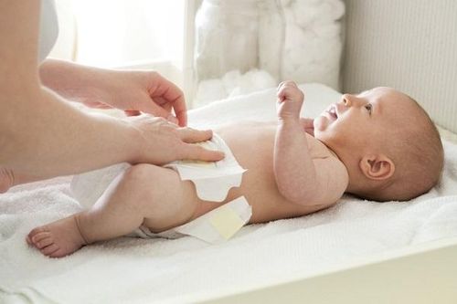 Các dị tật đường tiết niệu ở trẻ cần phải mổ