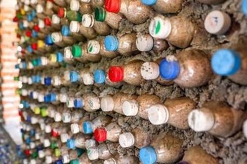 Triển lãm nghệ thuật về chủ đề bảo vệ môi trường: Khi rác lên tiếng