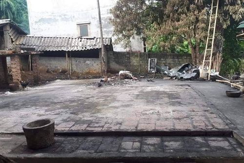 Nhà sàn của gia đình thủ môn Bùi Tiến Dũng bốc cháy, thiệt hại 300 triệu đồng