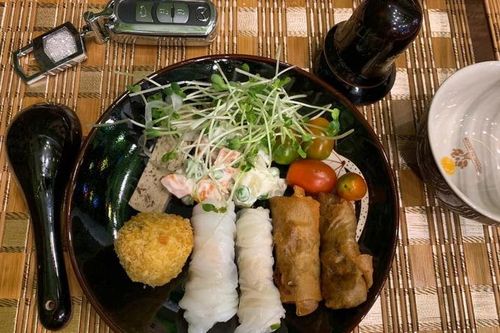 Quán chay Hoàng Tú - Một điểm đến lạ
