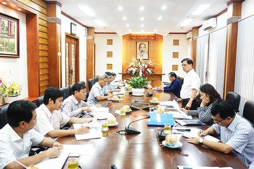 Tập trung tham mưu triển khai công tác chuẩn bị đại hội đảng các cấp