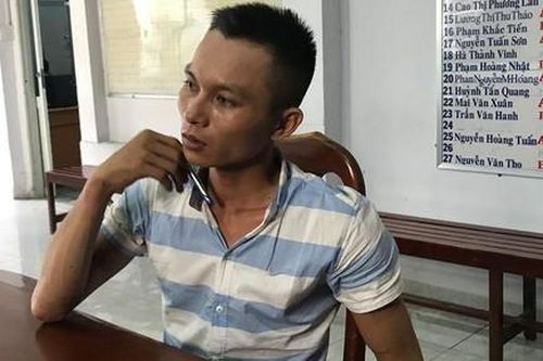 Nghi can cứa cổ tài xế cướp xe máy ở Sài Gòn khai gì?