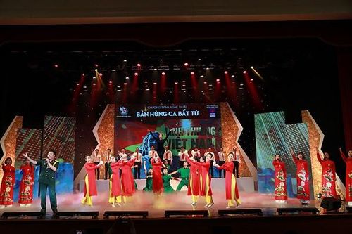 Xúc động, hào hùng chương trình 'Bản hùng ca bất tử'