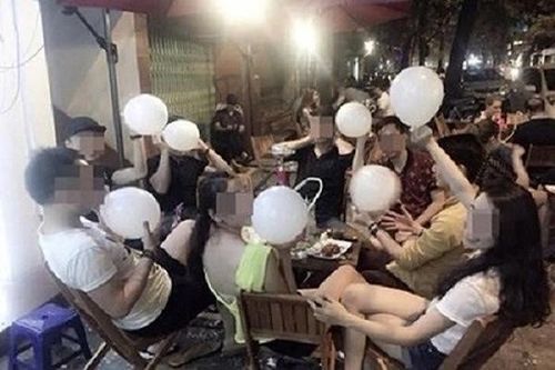 'Phát súng lệnh' cho quyết tâm 'nói không' với 'bóng cười'