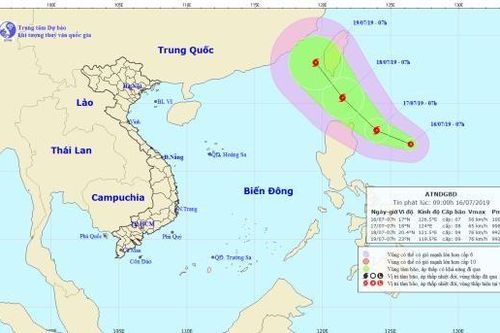 Nguy cơ hình thành bão gần Biển Đông trong khi Bắc Bộ đón đợt nắng nóng mới