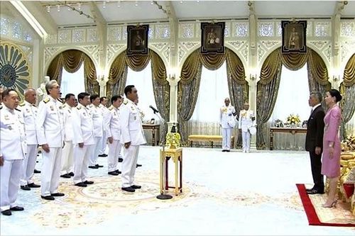 Chính phủ Thái-lan tuyên thệ nhậm chức