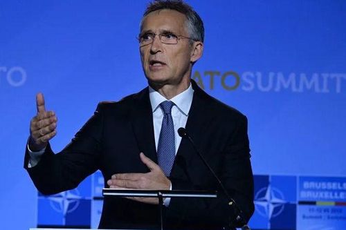 NATO dọa đáp trả nếu Nga từ bỏ hiệp ước hạt nhân INF