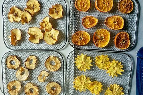 Tự tay làm detox trái cây giúp dưỡng da căng mịn cho chị em