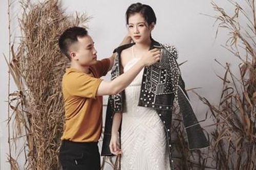 Vẻ đẹp thiên thần của người mẫu 14 tuổi, cao 1,75m Hà Phương