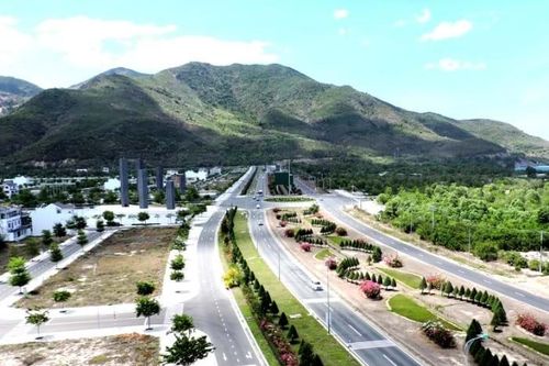 Khánh Hòa: Manh mối 'xin - cho' dự án đô thị trên núi Cù Hin