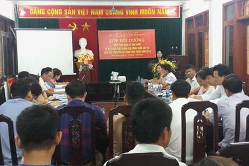 Bồi dưỡng kiến thức quản lý Nhà nước về an toàn thực phẩm cho công chức cấp xã