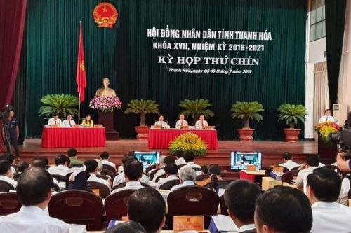 'Trả lời như thế, không thể vỗ tay!'