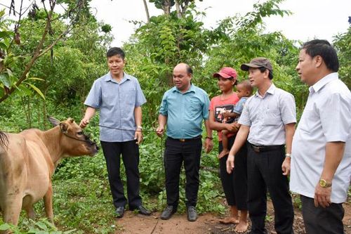 Chỗ dựa để người dân vươn lên thoát nghèo