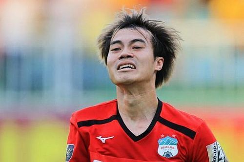 Văn Toàn ghi bàn phút cuối giúp HAGL cầm chân CLB Hà Nội
