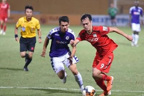 Hà Nội FC hòa HAGL bởi bàn thua ở phút bù giờ cuối cùng