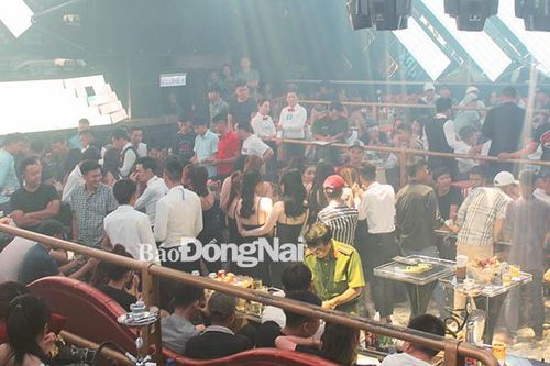 Thu hồi giấy phép và đóng cửa quán Bar để khách sử dụng ma túy