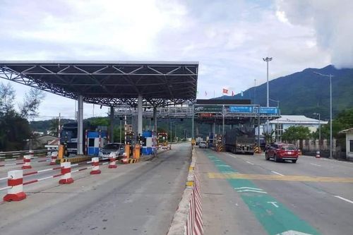 Bất cập trong việc triển khai thu phí không dừng