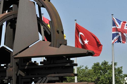 Thổ Nhĩ Kỳ không bị loại khỏi NATO vì mua S-400 của Nga