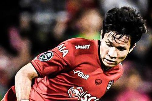 Đồng đội của Văn Lâm sai lầm khiến Muangthong thua Thai Port 0-2