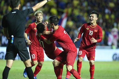 Tuyển Việt Nam còn Park Hang Seo, Thái Lan sẽ không là 'Voi chiến'