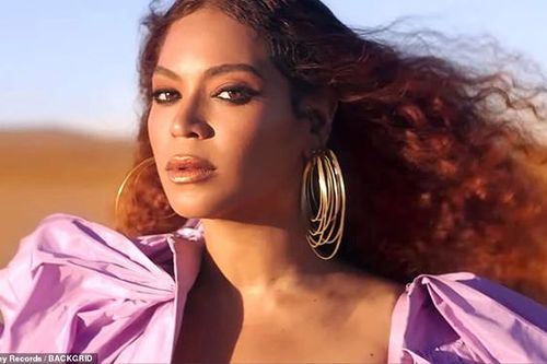 'Lóa mắt' với 10 bộ váy của Beyonce trong MV ca khúc nền phim 'Lion King'