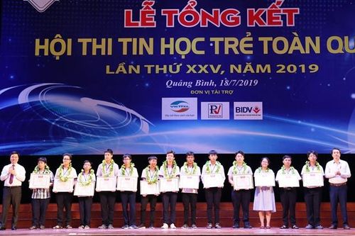 Trao bảy giải Nhất tại Hội thi tin học trẻ toàn quốc năm 2019