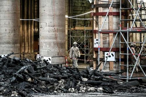 Đột nhập Nhà thờ Đức Bà Paris 3 tháng sau hỏa hoạn kinh hoàng